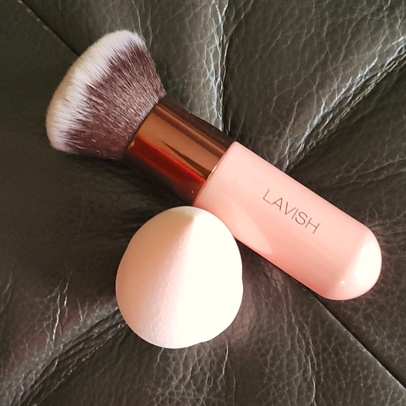 Chunky foundation and blender duo